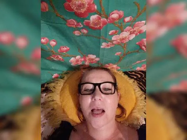 Live sex webcam photo for Chloe25 #276194199