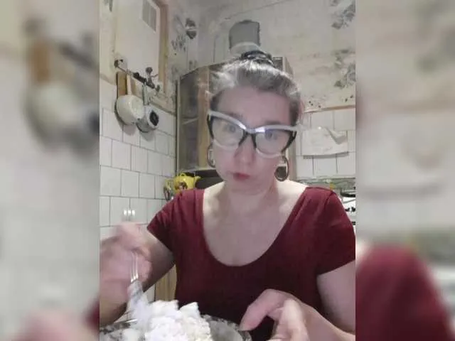 Live sex webcam photo for Chloe25 #290464662