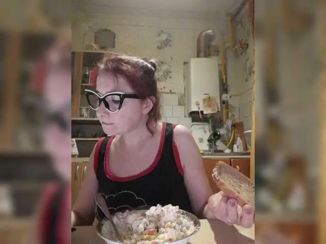 Live sex webcam photo for Chloe25 #290712087