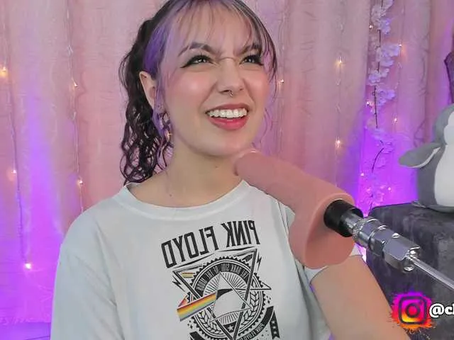 Live sex webcam photo for ChloeEvans #292445754