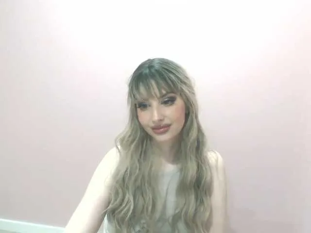 Live sex webcam photo for ChloeFinest #278186128