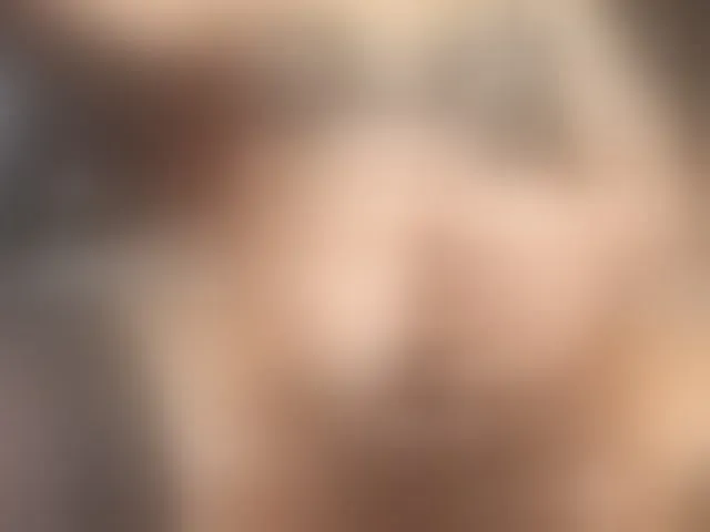 Live sex webcam photo for ChloeGill #276085788