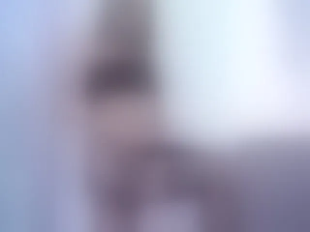 Live sex webcam photo for ChloeGracee #293112558
