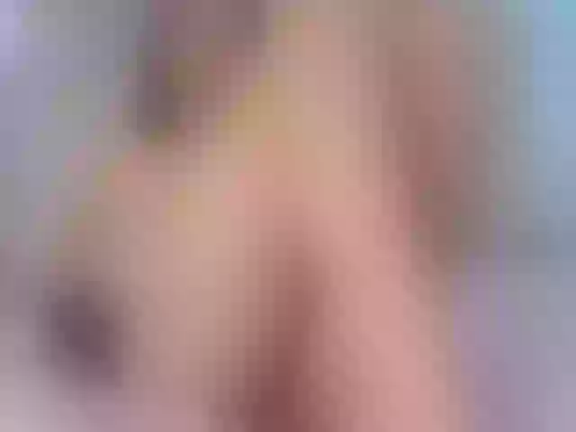 Live sex webcam photo for ChloeMontes #276516587