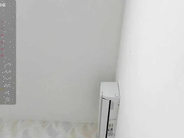 Live sex webcam photo for ChloeMontes #277040191