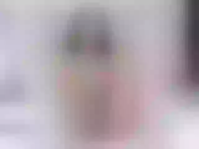 Live sex webcam photo for ChloeMontes #277557364