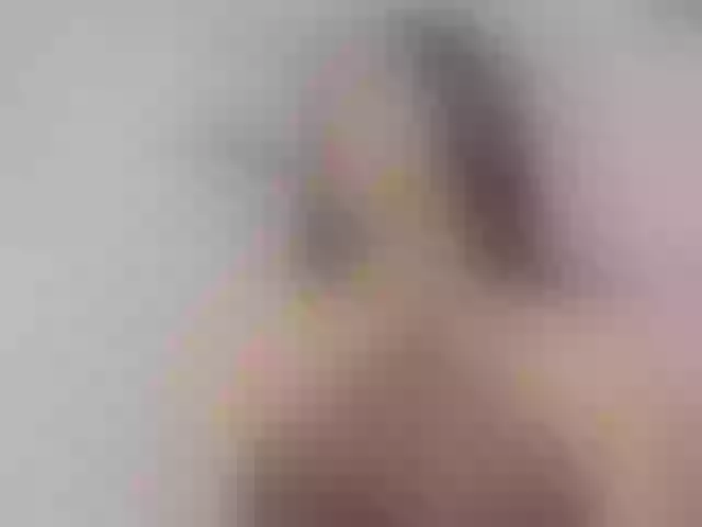 Live sex webcam photo for ChloeMontes #277710635