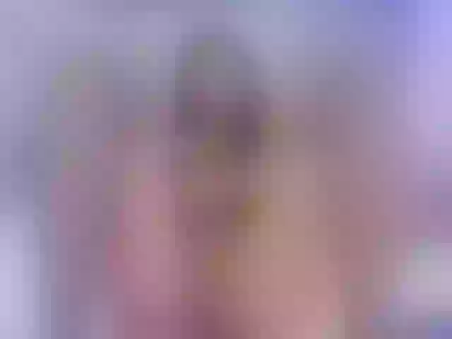 Live sex webcam photo for ChloeMontes #277871655