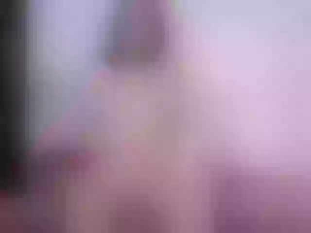 Live sex webcam photo for ChloeMontes #278250582