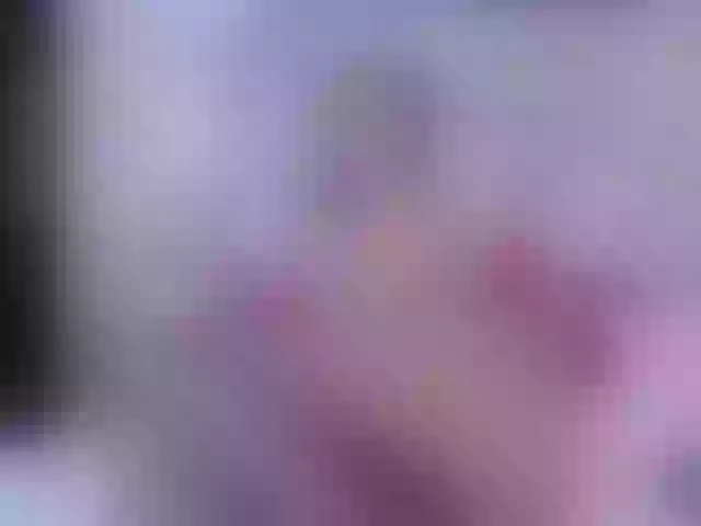 Live sex webcam photo for ChloeMontes #279916769