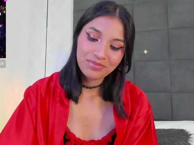 Live sex webcam photo for ChloeMontes #291606449