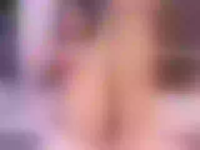 Live sex webcam photo for ChloeMontes #292139695