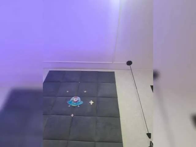 Live sex webcam photo for ChloeMontes #292421459