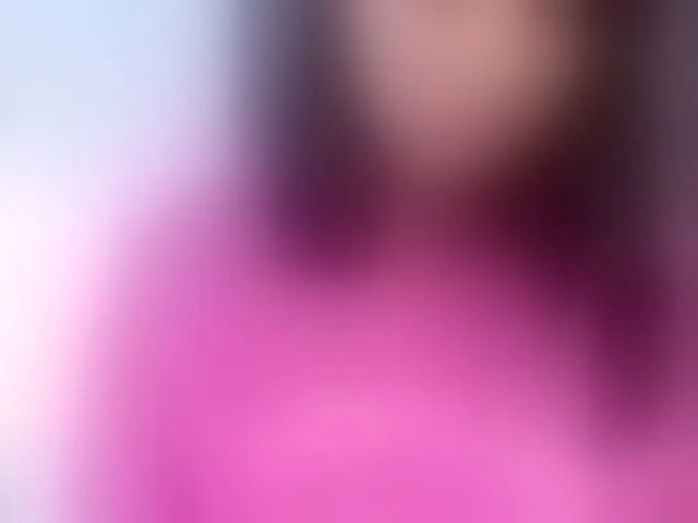 Live sex webcam photo for ChloeMontes #293055228