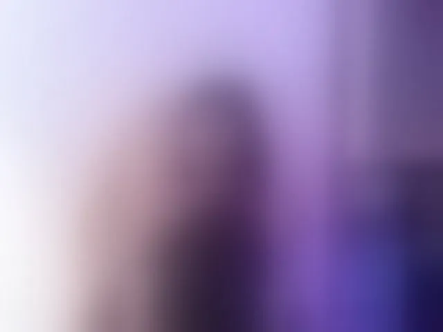 Live sex webcam photo for ChloeMontes #294015443