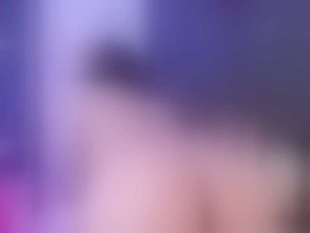 Live sex webcam photo for ChloeMontes #294315822