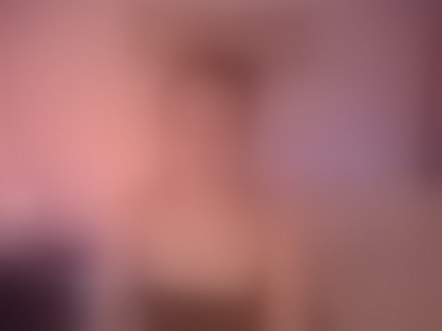 Live sex webcam photo for ChloeMoreti #293552350