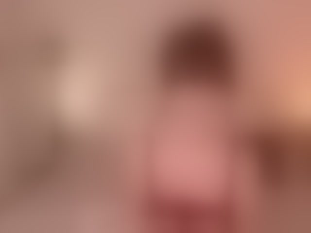 Live sex webcam photo for ChloeMoreti #294083863
