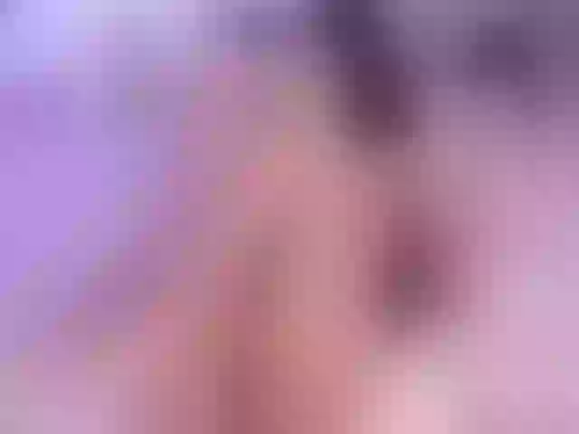 Live sex webcam photo for ChloeObril #291654079