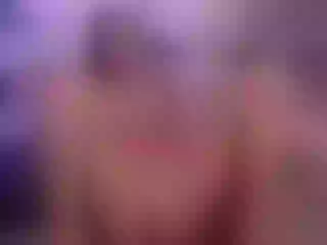 Live sex webcam photo for ChloeObril #291731889