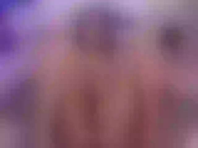 Live sex webcam photo for ChloeObril #291843577
