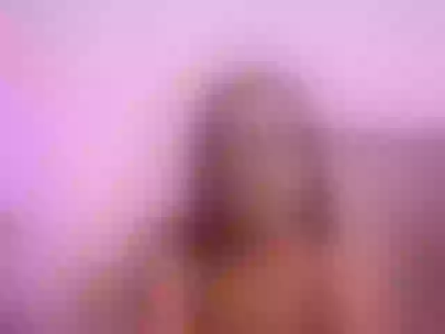 Live sex webcam photo for ChloeObril #291947580