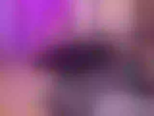 Live sex webcam photo for ChloeObril #291973856