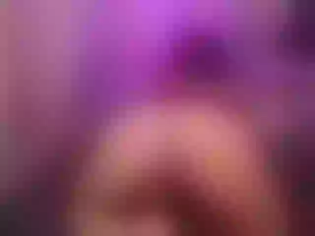 Live sex webcam photo for ChloeObril #292240685