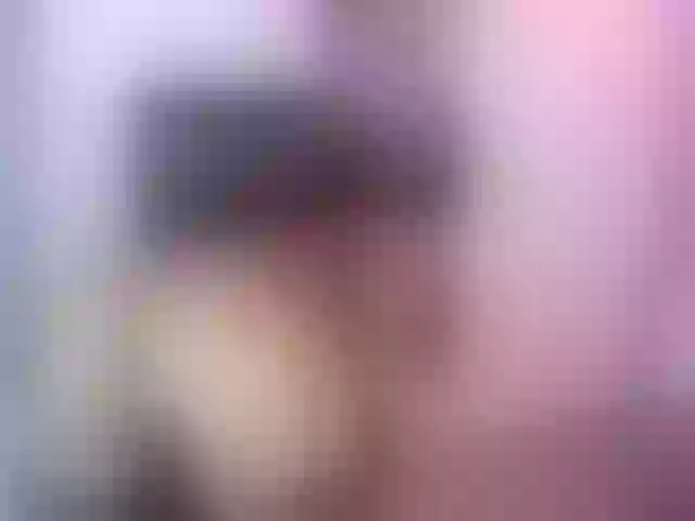 Live sex webcam photo for ChloeSummer #277085783