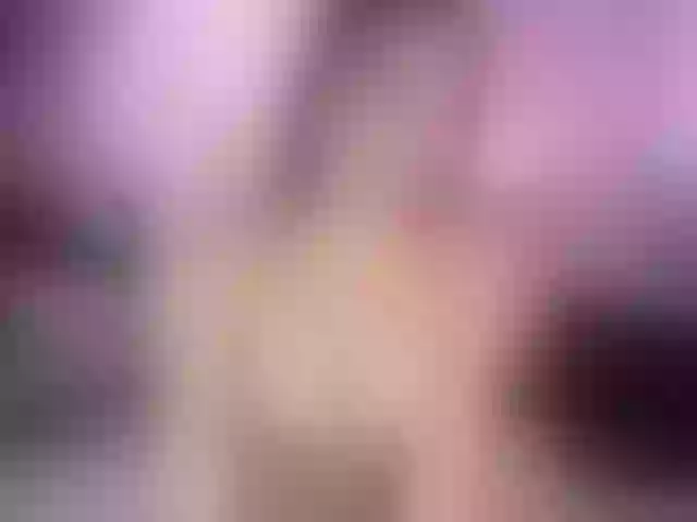 Live sex webcam photo for ChloeSummer #277160379