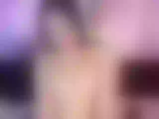 Live sex webcam photo for ChloeSummer #277286343