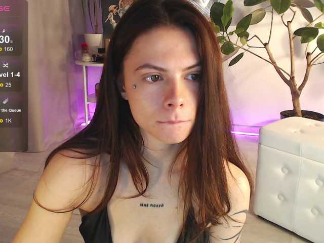 Live sex webcam photo for ChloeSummers #292105387