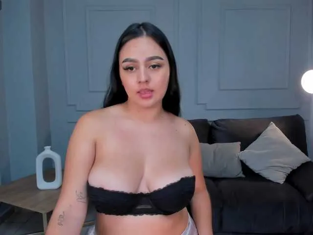 Live sex webcam photo for ChloeWalker #277613080