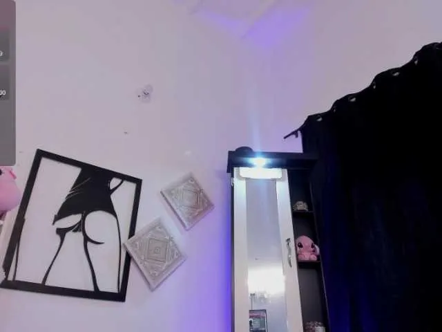 Live sex webcam photo for Chloee-jones #290390056