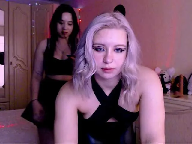 Live sex webcam photo for Chloejamez #276524970