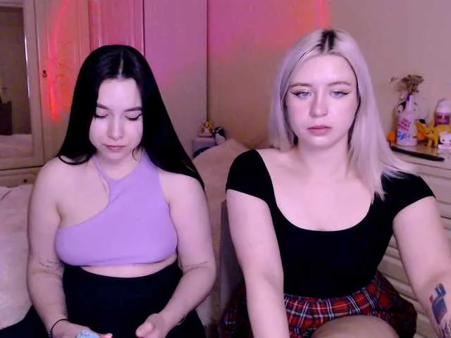 Live sex webcam photo for Chloejamez #276782909