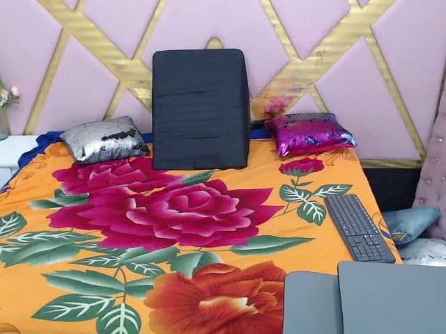 Live sex webcam photo for ChloexBigAss #290922727
