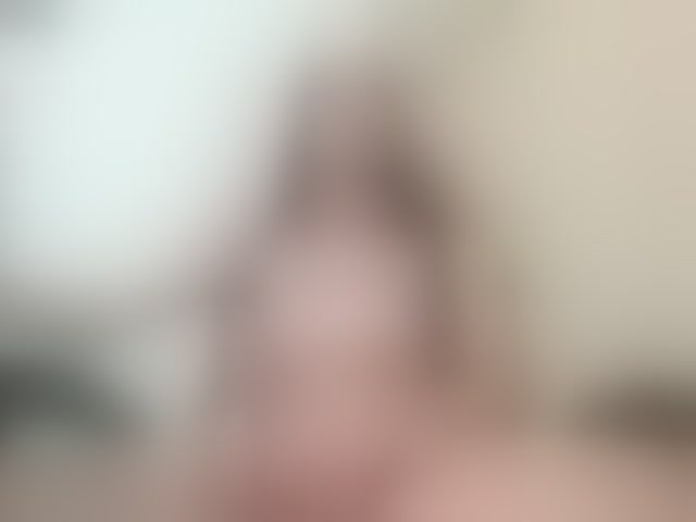 Live sex webcam photo for Chloeygreey #293703480