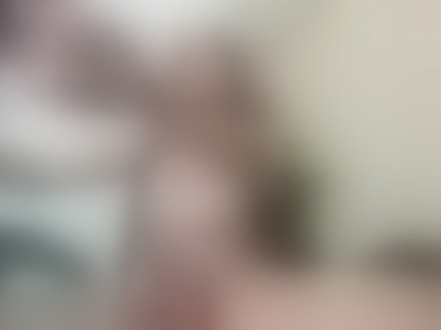 Live sex webcam photo for Chloeygreey #294056043
