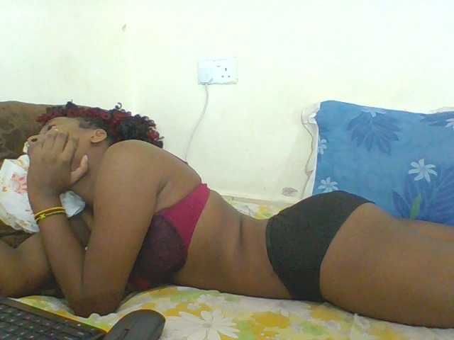 Live sex webcam photo for ChocoAfrica #275534884