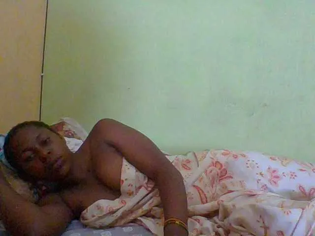 Live sex webcam photo for ChocoAfrica #276196804