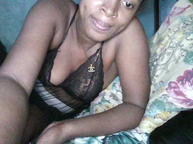 Live sex webcam photo for Chococannele #290882585