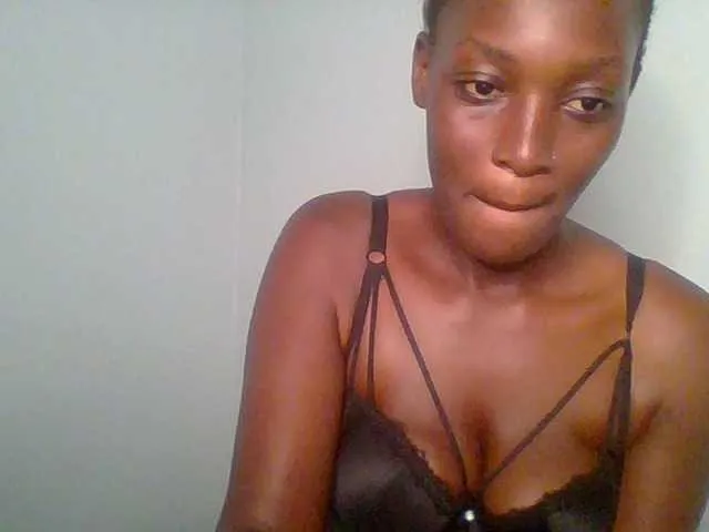 Live sex webcam photo for Chocolate-saucy #293059106