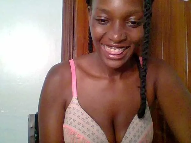 Live sex webcam photo for Chocolate-saucy #293410883