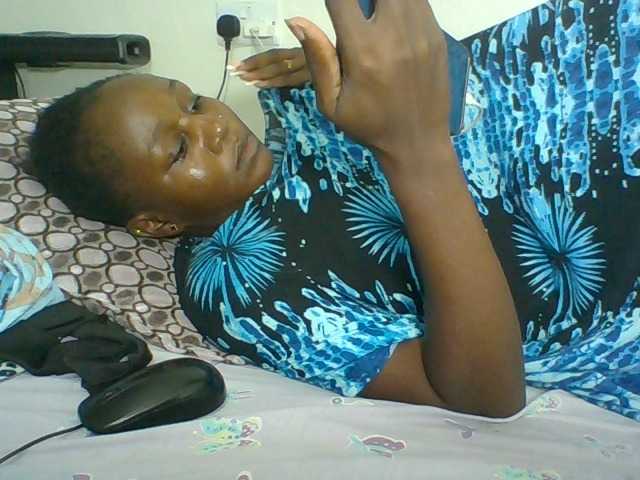 Live sex webcam photo for Chocolateskin4 #291148292