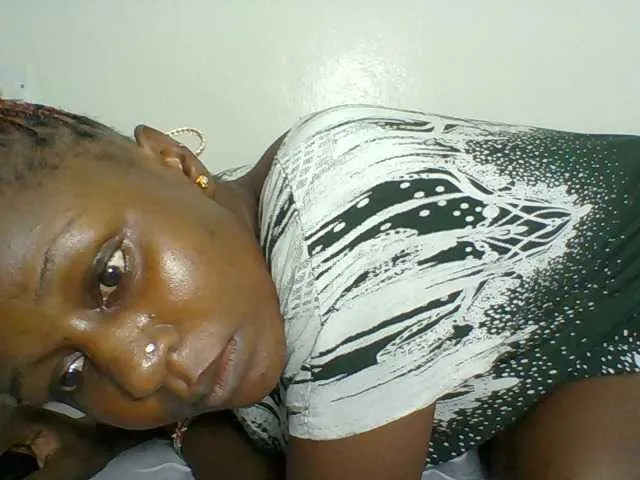 Live sex webcam photo for Chocolateskin4 #291271850