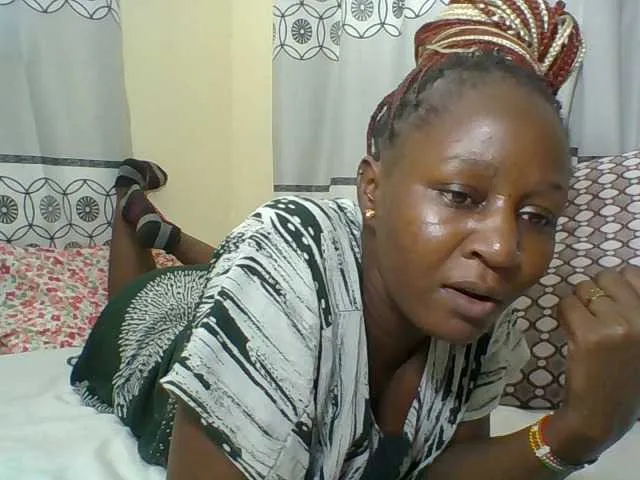 Live sex webcam photo for Chocolateskin4 #291424646
