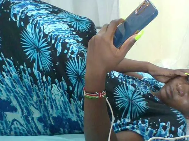 Live sex webcam photo for Chocolateskin4 #291605634