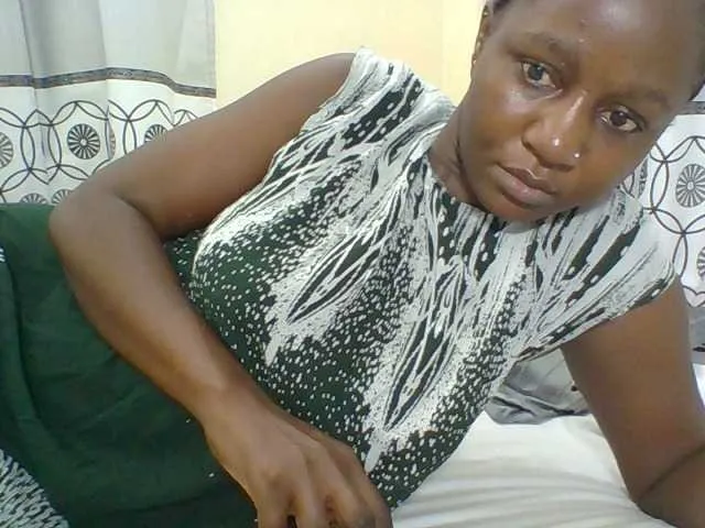 Live sex webcam photo for Chocolateskin4 #291706640