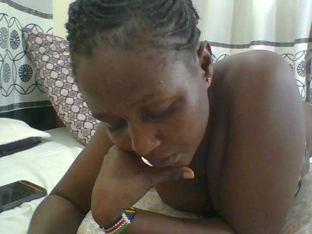 Live sex webcam photo for Chocolateskin4 #292347076